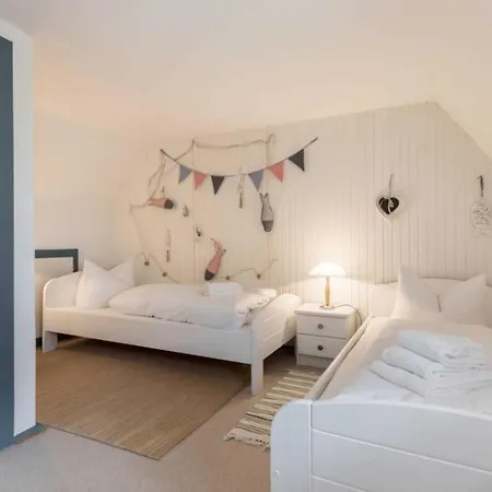 Holiday home Seeraeuberhaeuschen Id 442 *